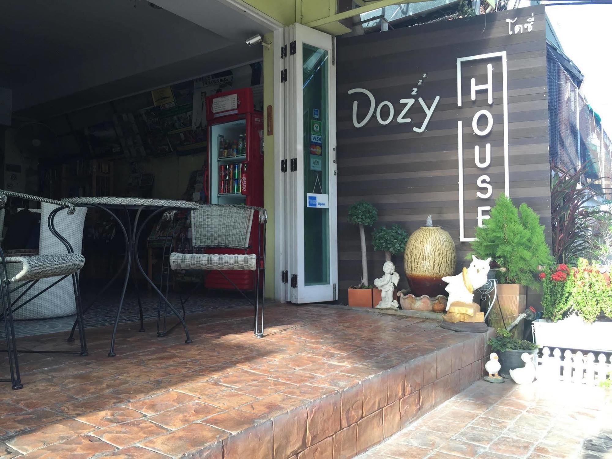 Dozy Lamoon House Hotel Chiang Mai Ngoại thất bức ảnh